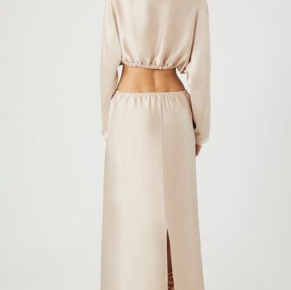 BRAND NEW Champagne Satin Blouse and Skirt - Picture 2 of 3